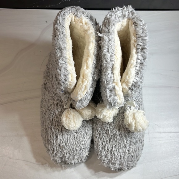Hans & Alice Women’s Indoor Memory Foam Sweater Knit Pom Fuzzy Slipper G… - Picture 5 of 7